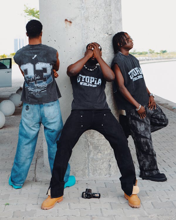 Men in casual streetwear outfits — urban fashion style guide 2026